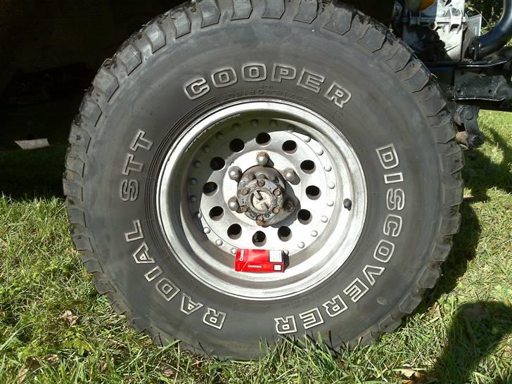 Toyota Landcruiser BJ42 - 8X15" Alu. Med passende 33X12,5 Cooper billede 9