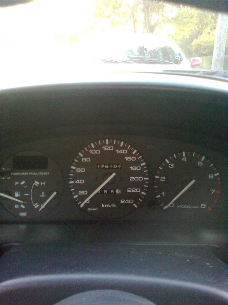 Mazda 323F 1,6 GLX SOLGT :( billede 4