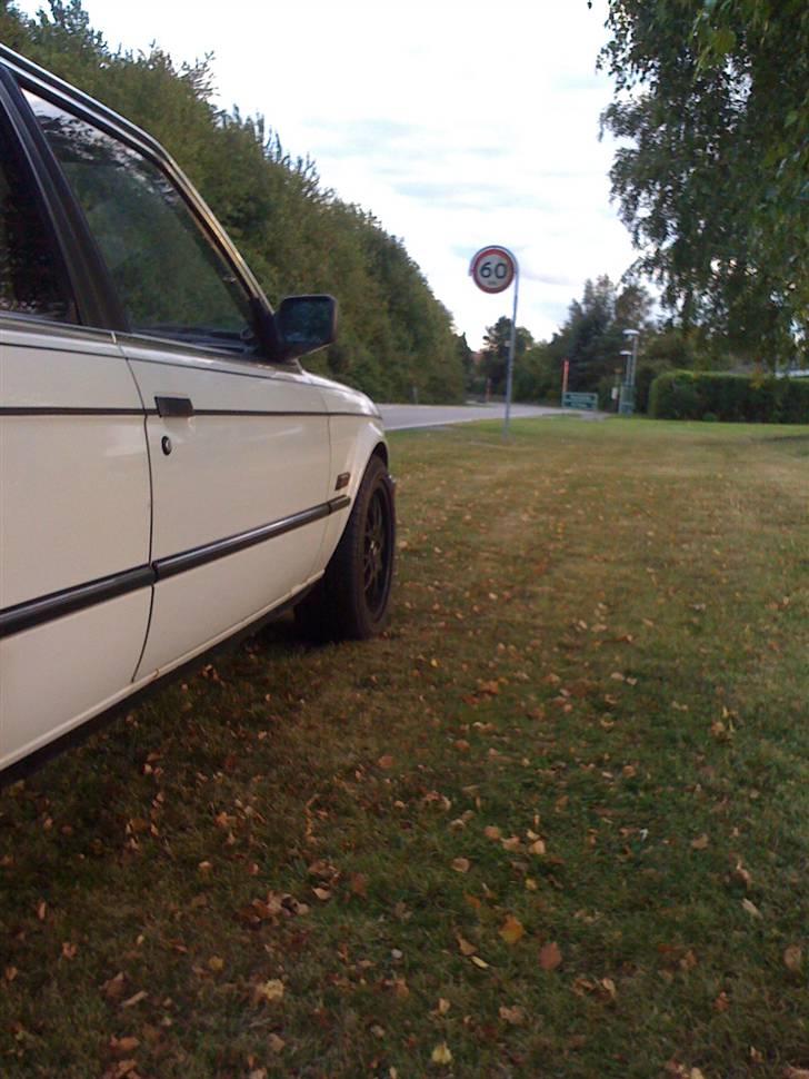 BMW 318i E30 billede 3