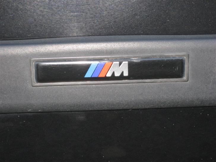 BMW 323ti compact M SOLGT billede 10