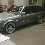 BMW e30 320i touring (RIP)