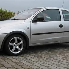 Opel Corsa C 1,7 DI *SOLGT*