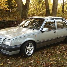 Opel Ascona cc 2,0i Exclusive (Solgt)