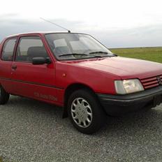 Peugeot 205 Solgt!