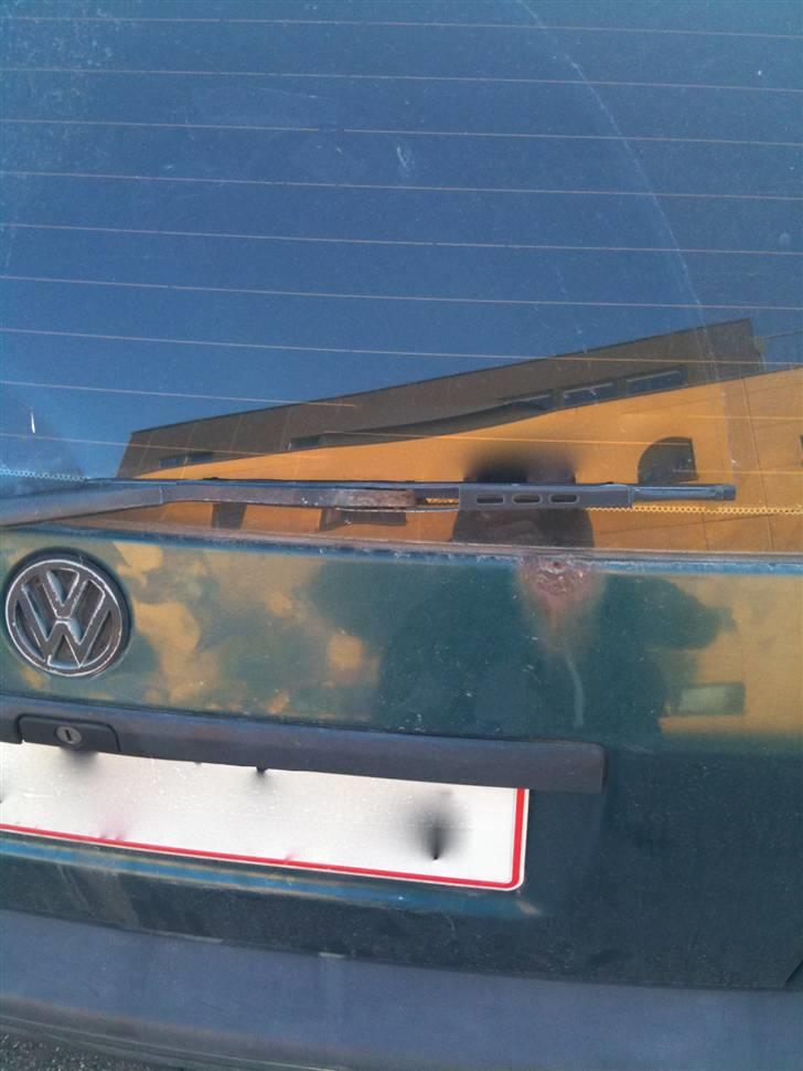 VW Golf 3 - GTD - (SOLGT) - rustplet på bagklap billede 14