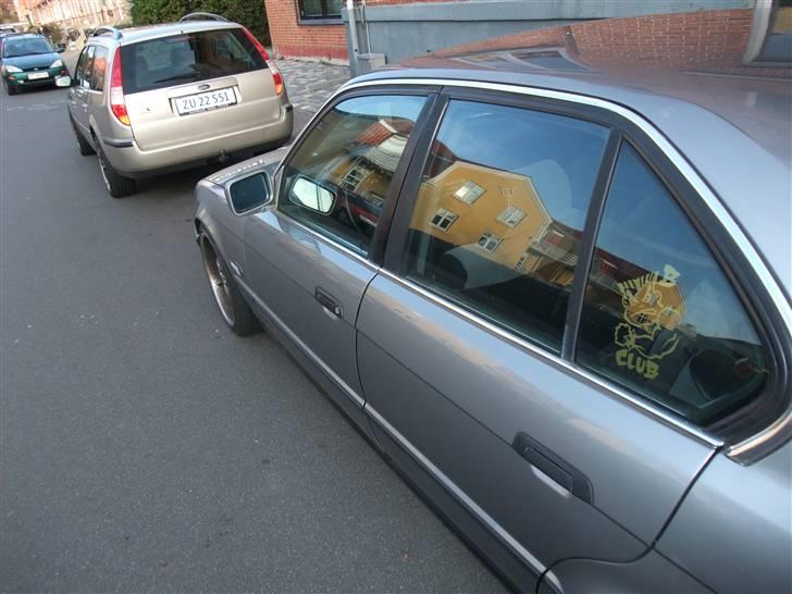 BMW E34 525iA M50B25**Solgt** billede 9