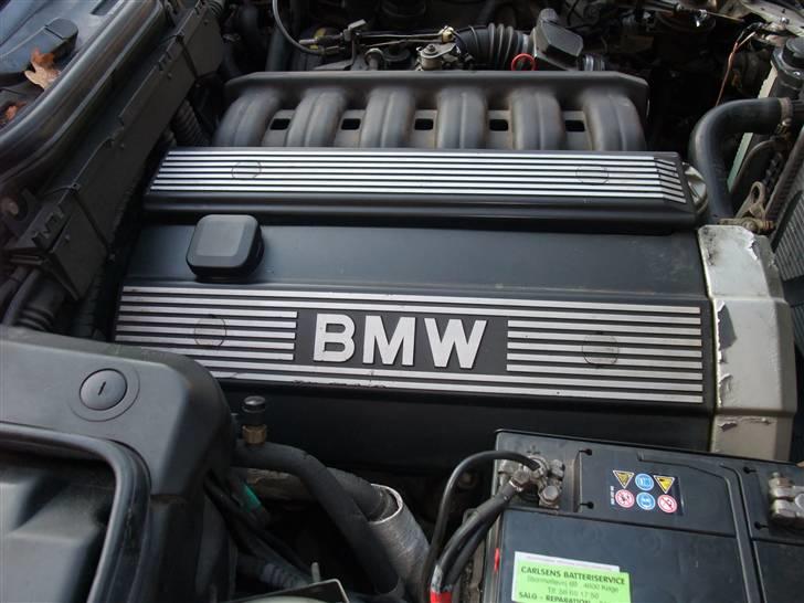 BMW E34 525iA M50B25**Solgt** billede 11