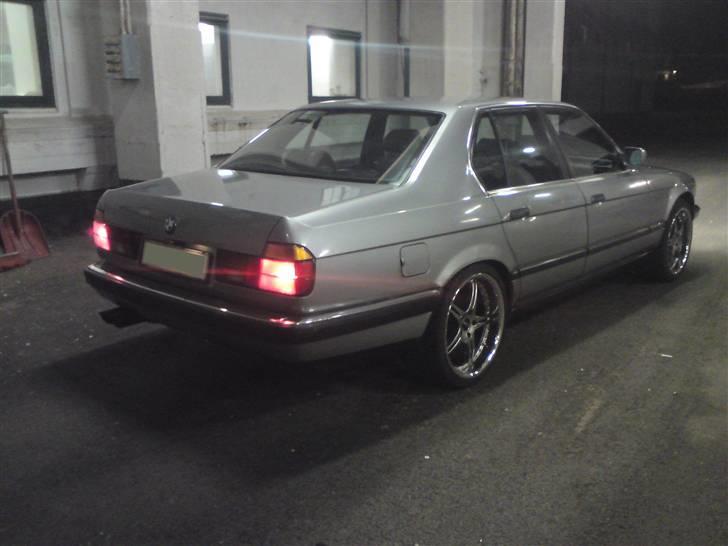 BMW 750 5.0 V12 E32 billede 6