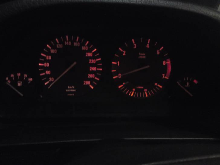 BMW 750 5.0 V12 E32 billede 20