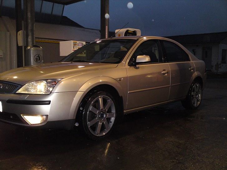 Ford Mondeo billede 1