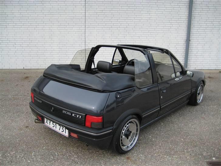 Peugeot 205 1,9 CTI billede 2