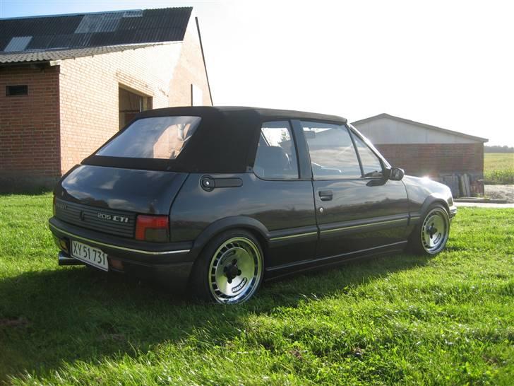 Peugeot 205 1,9 CTI billede 8