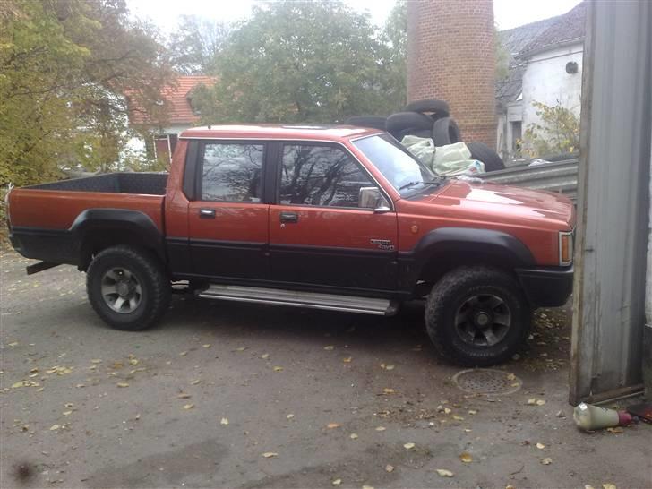 Mitsubishi L200 Strada 4WD SOLGT billede 2