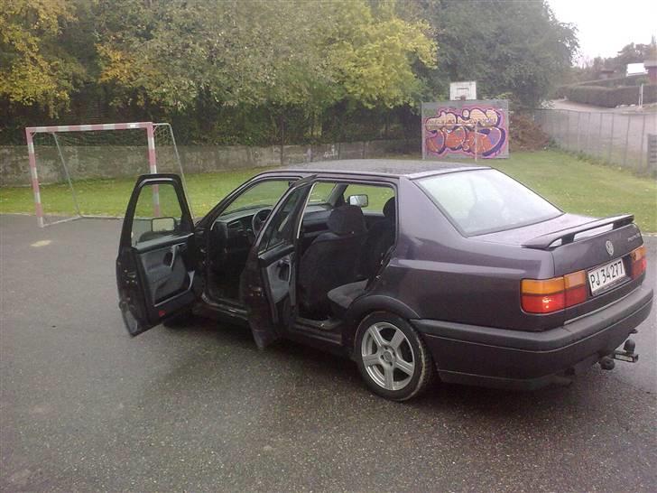 VW vento (Solgt) billede 9