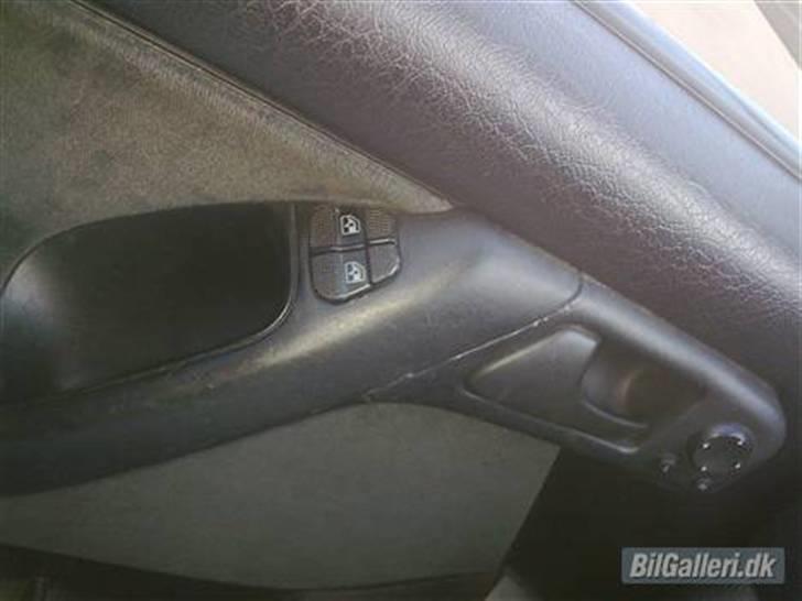 VW vento (Solgt) billede 15