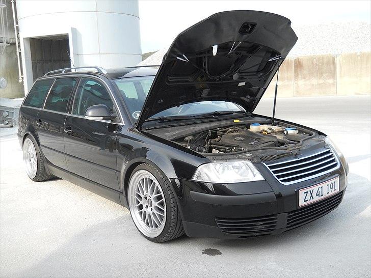 VW Passat 1,8 T Stc. #SOLGT# billede 2
