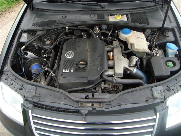 VW Passat 1,8 T Stc. #SOLGT# billede 18