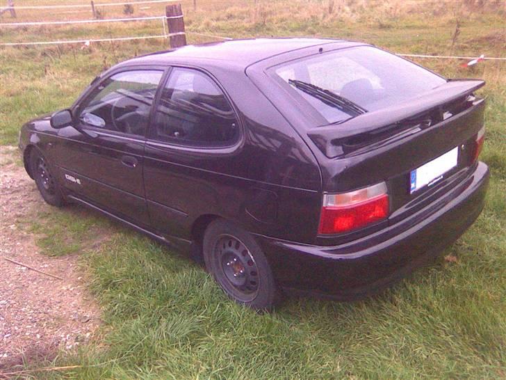 Toyota corolla e10 totalskadet billede 9