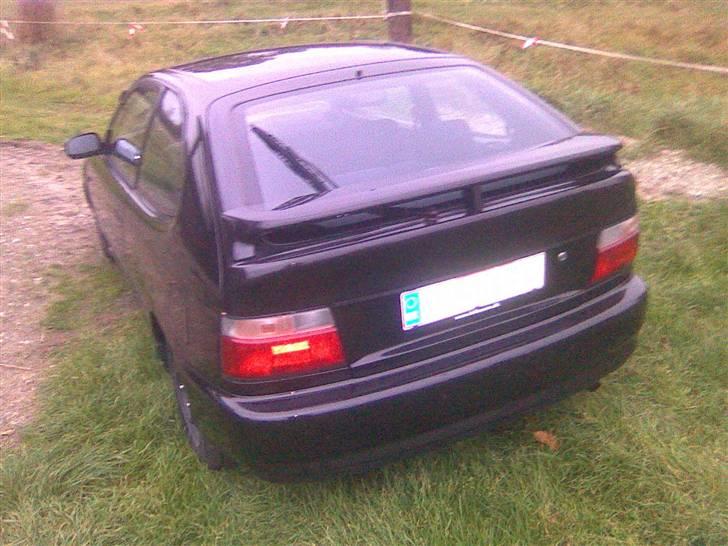 Toyota corolla e10 totalskadet billede 14