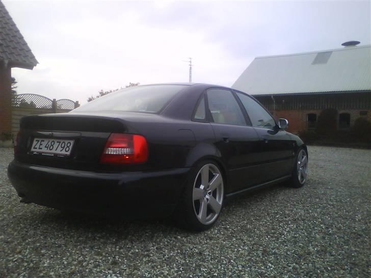 Audi A4 SOLGT billede 11