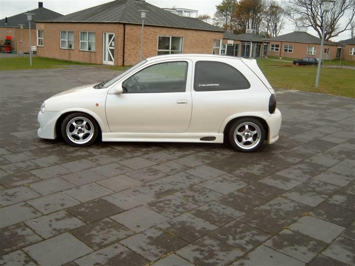 Opel corsa b perlen SOL.. billede 1
