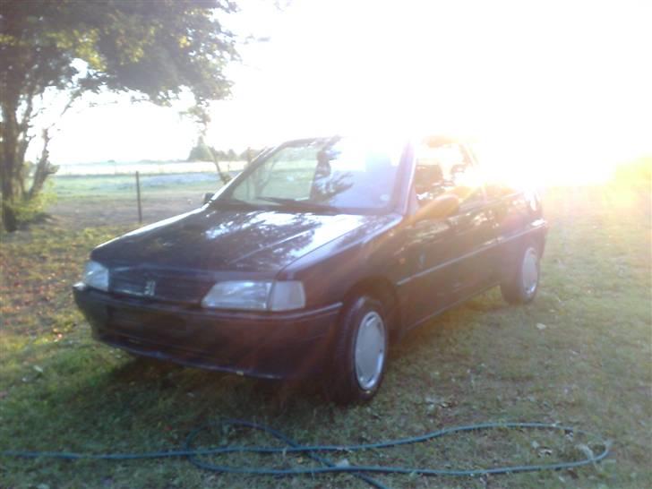 Peugeot 106 S. "Grislingen"  - Grislingen før den blev lavet og fik plader på. Lige da jeg fik den.  billede 2