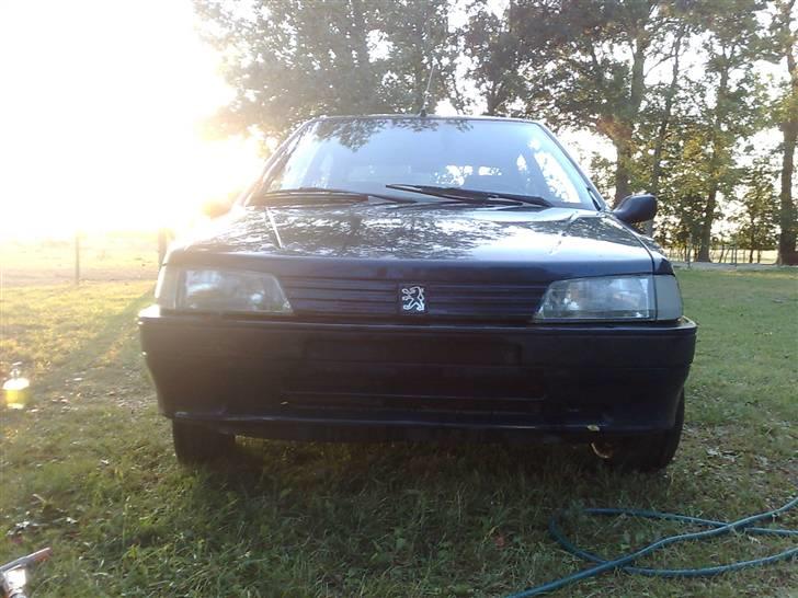Peugeot 106 S. "Grislingen"  - Grislingen lige da jeg fik den billede 3
