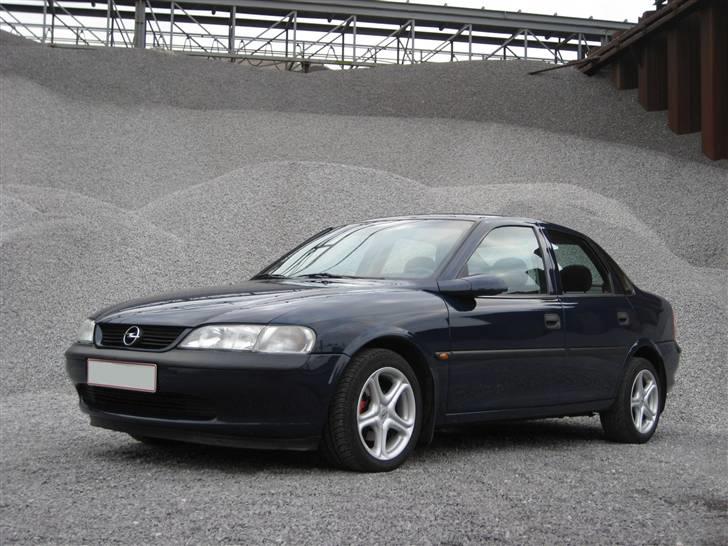 Opel Vectra B billede 1