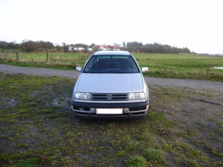 VW Vento 1,9 TD CLX billede 2