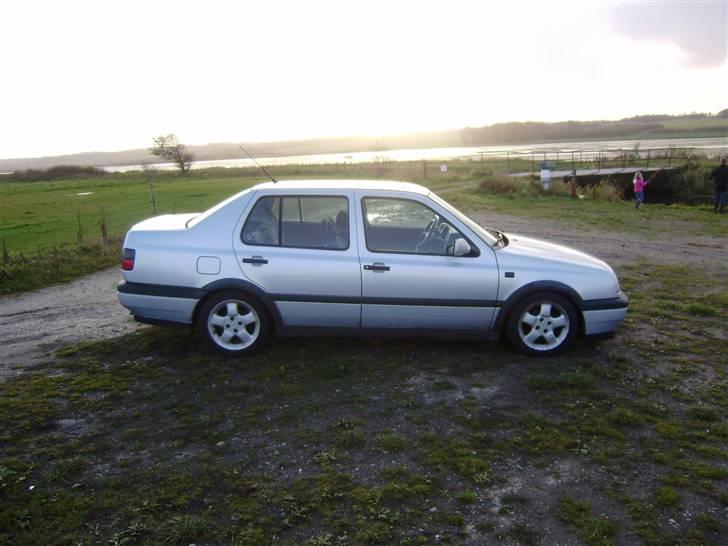 VW Vento 1,9 TD CLX billede 4