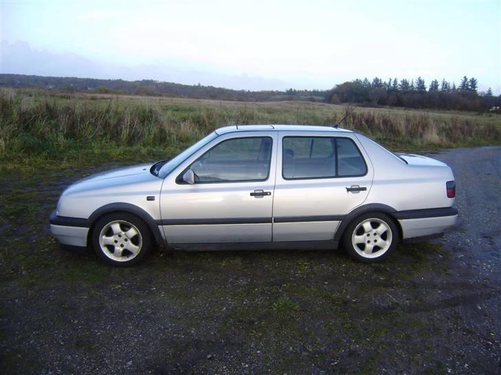 VW Vento 1,9 TD CLX billede 8