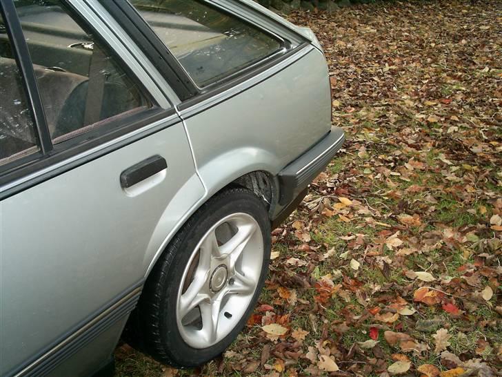 Opel Ascona cc 2,0i Exclusive (Solgt) billede 13