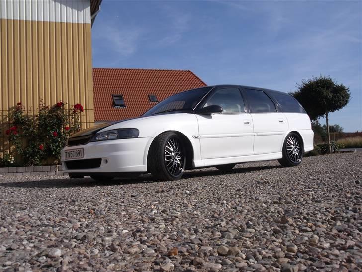Opel Vectra B billede 1