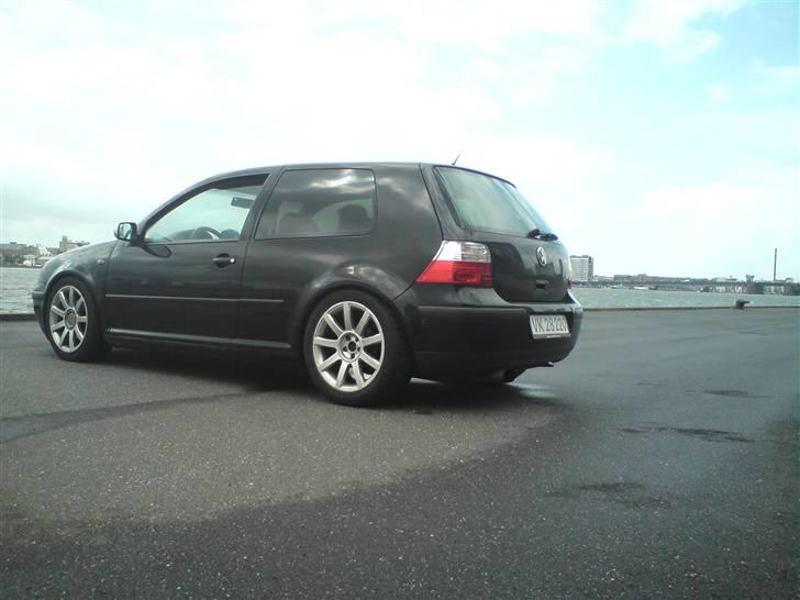 VW golf IV 1.8 20v Tidl. bil billede 2