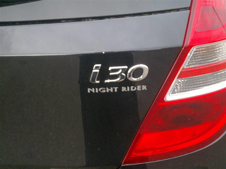 Hyundai i 30 Night Rider SOLGT billede 3