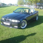 BMW 325i cabriolet