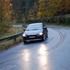 Mitsubishi Lancer SportB *SOLGT*