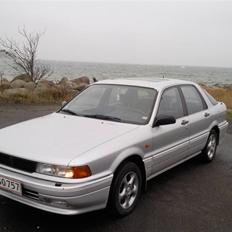 Mitsubishi Galant 2.0  solgt