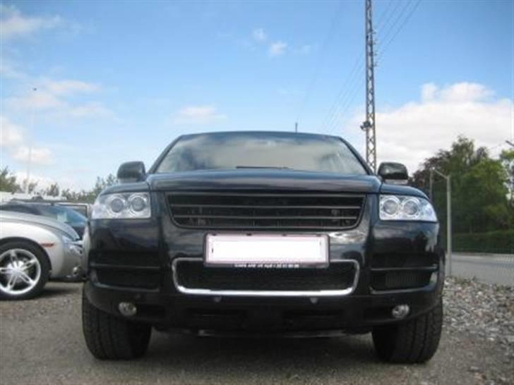 VW Touareg 5.0 (v10) TDi  - Ja finans krisen har så også ramt mig så jeg er blevet tvunget op i en 5.0 v10 billede 1