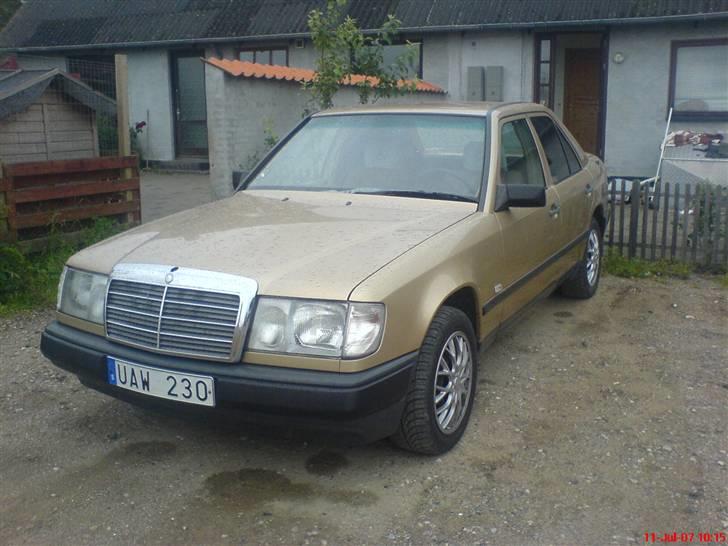 Mercedes Benz 260 E billede 8