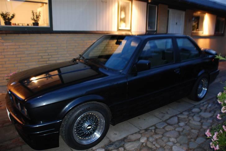 BMW 325i sport E30 M Tech 2 billede 16