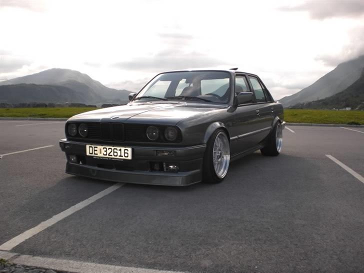 BMW E30 325i 24v Kompressor - Ny front 2009, Alpina billede 1