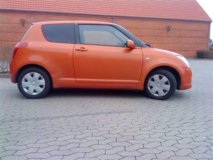 Suzuki swift SOLGT billede 4