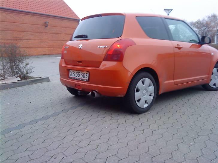 Suzuki swift SOLGT - nu med solfilm billede 5