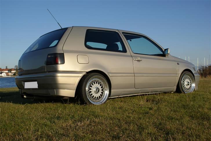 VW Golf 3 vr6 - SOLGT billede 4