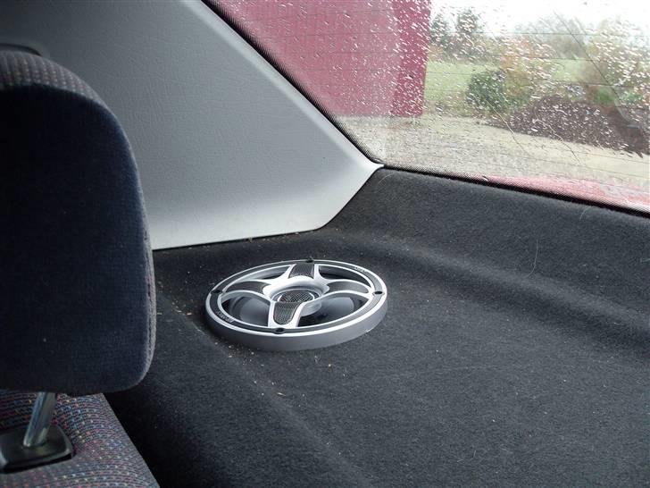 VW vento 1,8 CLX solgt - hifonich 6,5" billede 12