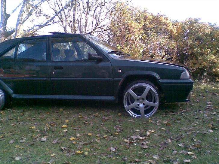 Citroën bx 16valve - d.20/10-09. 18" (se sidste billede af min røde bx med 18" på) billede 1