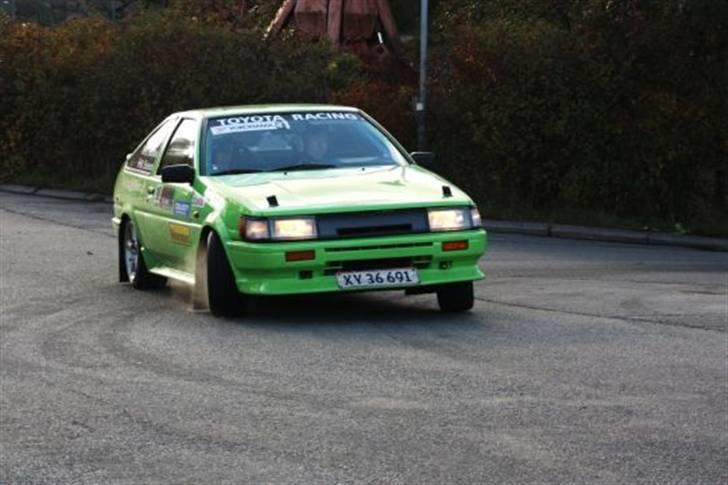 Toyota Corolla Coupé rallybil billede 13