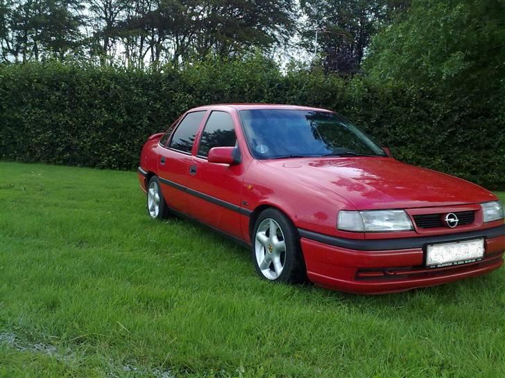 Opel vectra 2.0 i 4 dørs bytte billede 2