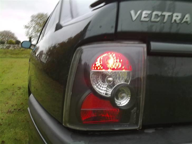 Opel vectra 1.8 i 4 dørs.solgt billede 5